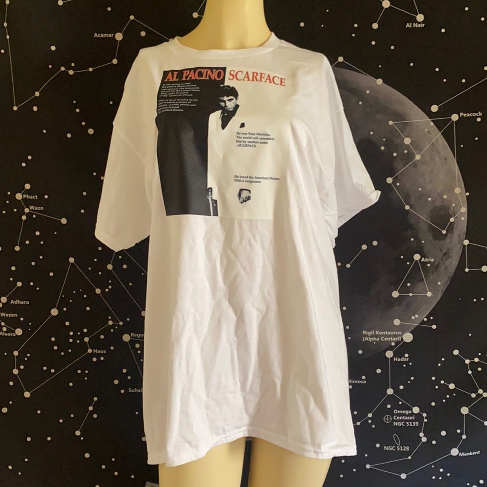 Scarface graphic tee.